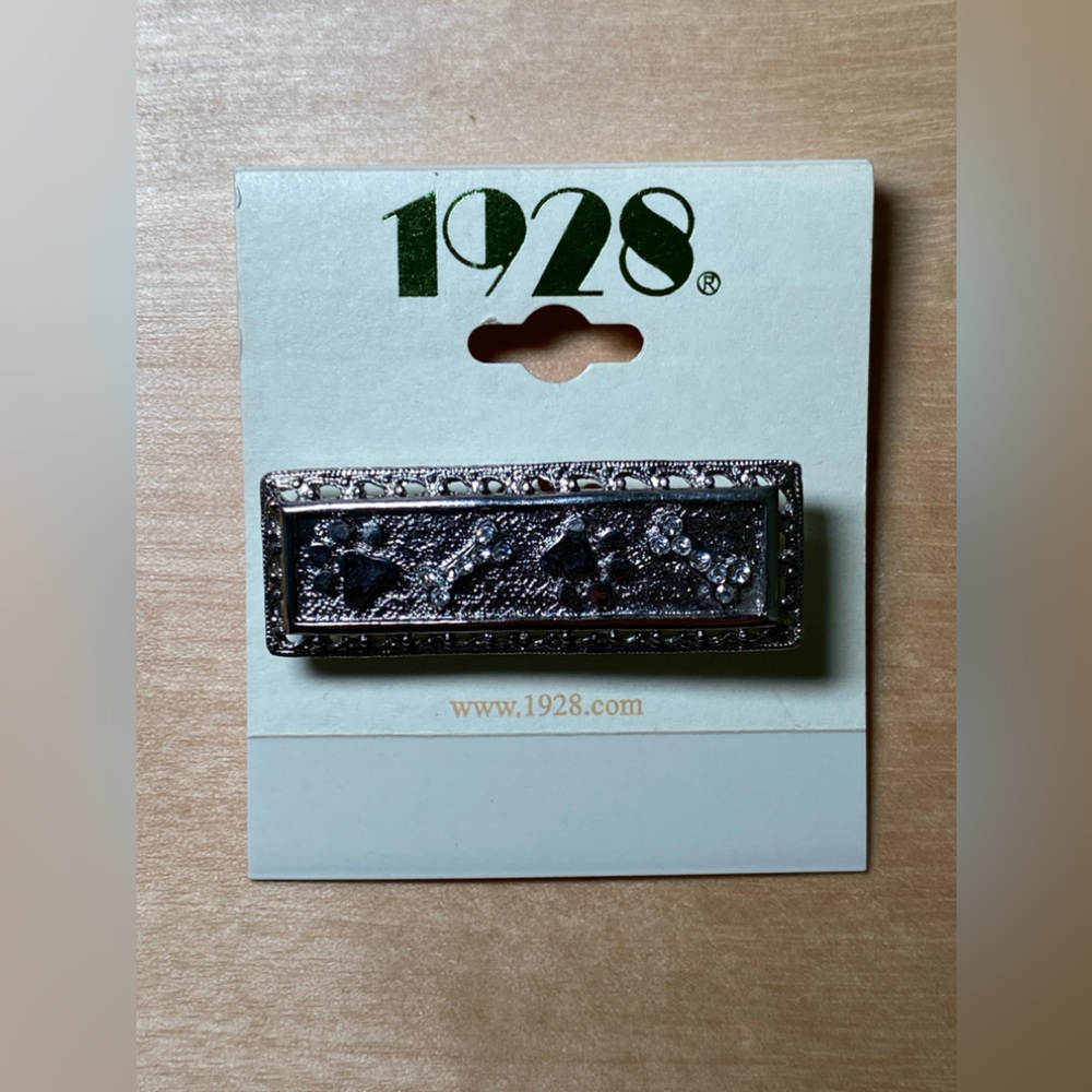 1928 Jewelry Camus Paws Crystal Bones Bar Pin Silver
